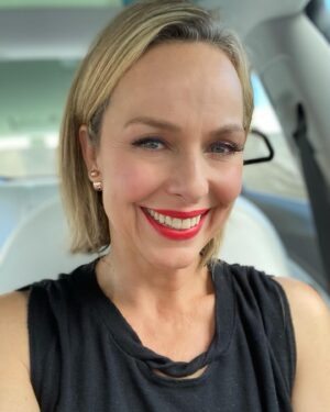 Melora Hardin Instagram - I just want to thank all of YOU for being so supportive and amazing during this @dancingabc DWTS journey. Seeing all your comments, votes and love is keeping me going! Hope everyone is enjoying this awesome season! It’s so much fun❤️