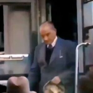 Meltem Gülenç Instagram - Sevgi, Saygı ve Özlemle Anıyoruz...