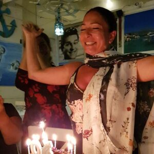 Meltem Gülenç Instagram - Canım dostlarım iyiki varsınız, iyiki tanımışım sizi🙏💋❤️ hepinizi çok seviyorum, iyi günümde , kötü günümde,saçmaladığımda, ihtiyacım olduğunda yada ansızın karşımda tam da o anda varolan tüm dostlarıma teşekkür ediyorum ve aileme tabiiki nice güzel yıllarımız olsun 🙏🙏🙏🙏🙏🙏💋💋💋💋😂❤️❤️❤️