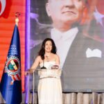 Meltem Cumbul Instagram - 29 Ekim 2023 🇹🇷 Fenerbahçe USA Cumhuriyetimizin 100. Yıl Galası Kıyafet: ATIL KUTOĞLU