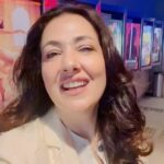 Meltem Cumbul Instagram – ‘’GÜNÜMÜZ SAHNELERİNDE FÜTURSUZ OYUNCULUK: ENSTRÜMAN, İŞÇİLİK, OLUŞ HALİ; ERIC MORRIS SİSTEMIYLE OYUNCULUK’’ Stanislavsky Sistemi ve Eric Morris Sistemi, Meltem Cumbul tarafından katılımcılara, Türkçe’ye çevrilmiş Stanislavski’nin ‘Bir Aktör Hazırlanıyor’ ve ‘Bir Karakter Yaratmak’ çalışmaları, Eric Morris’in ‘Lütfen Rol Yapmayın’ ve ‘Fütursuz Oyunculuk’ eserinde yer alan ‘Oluş Hali’ ve‘ Fütursuzluk ’dışında‘ Mutlak Bilinçle Oynamak’ ismini taşıyan 4.kitabında bahsettiği ‘Mutlak Bilinç’ le bilinçdışı dürtülerin bilinçli hareketlerle bağlantı kurduğu veya bu hareketleri besleyen kavramları da çalışmalarına dahil eden bir işçilik süreci sunulacak.