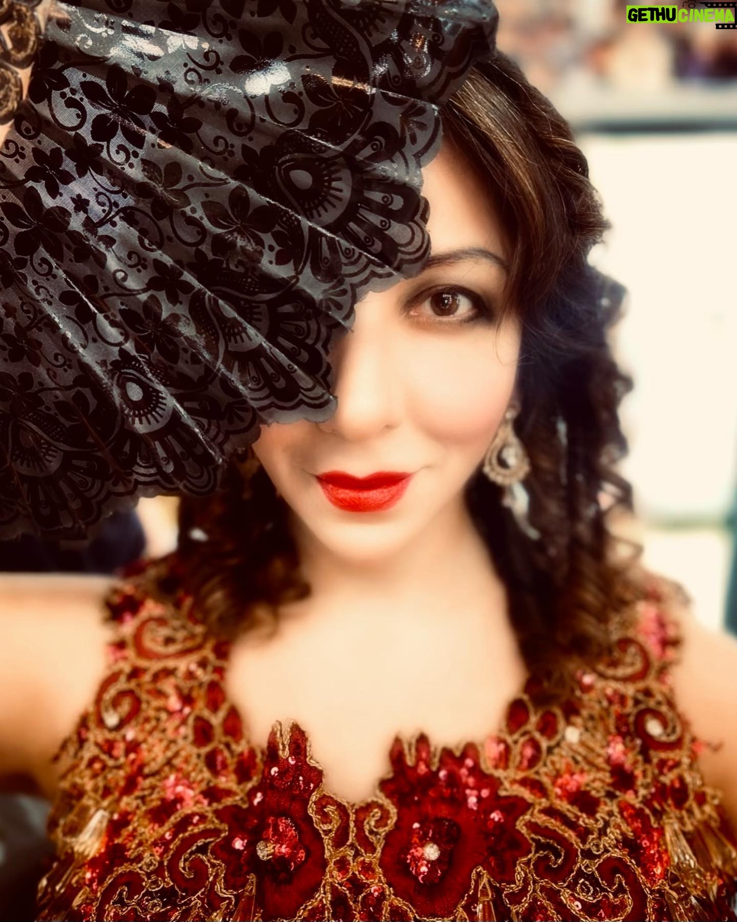 Meltem Yılmazkaya - 3 Likes - Onun hayali bu hikayeyi seyirciyle paylaşmaktı , benim hayalim bir gün onunla çalışmak🙏🏻 Kurmacaya , oyuna , sinemaya kattığın şeylerin dışında , setteki üstün sabrın , nezaketin ve eşitliğin için kendi adıma çok teşekkürler caaanım @caganirmak1 🤍 Şimdi hikayeyle tanışma sırası sizde🍀 #yaratılan @netflix ‘te … İyi seyirler!
@netflixturkiye @o3medya