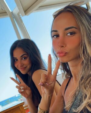 Menna Samaha Instagram - Happy birthday to my number one! @ayahsamaha