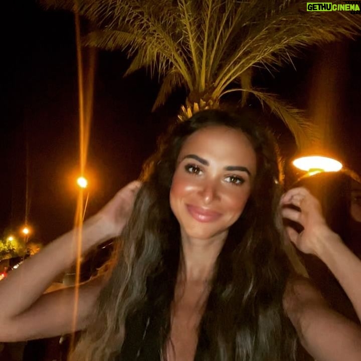 Menna Samaha - 5K Likes - Vacation mode is on 🪩