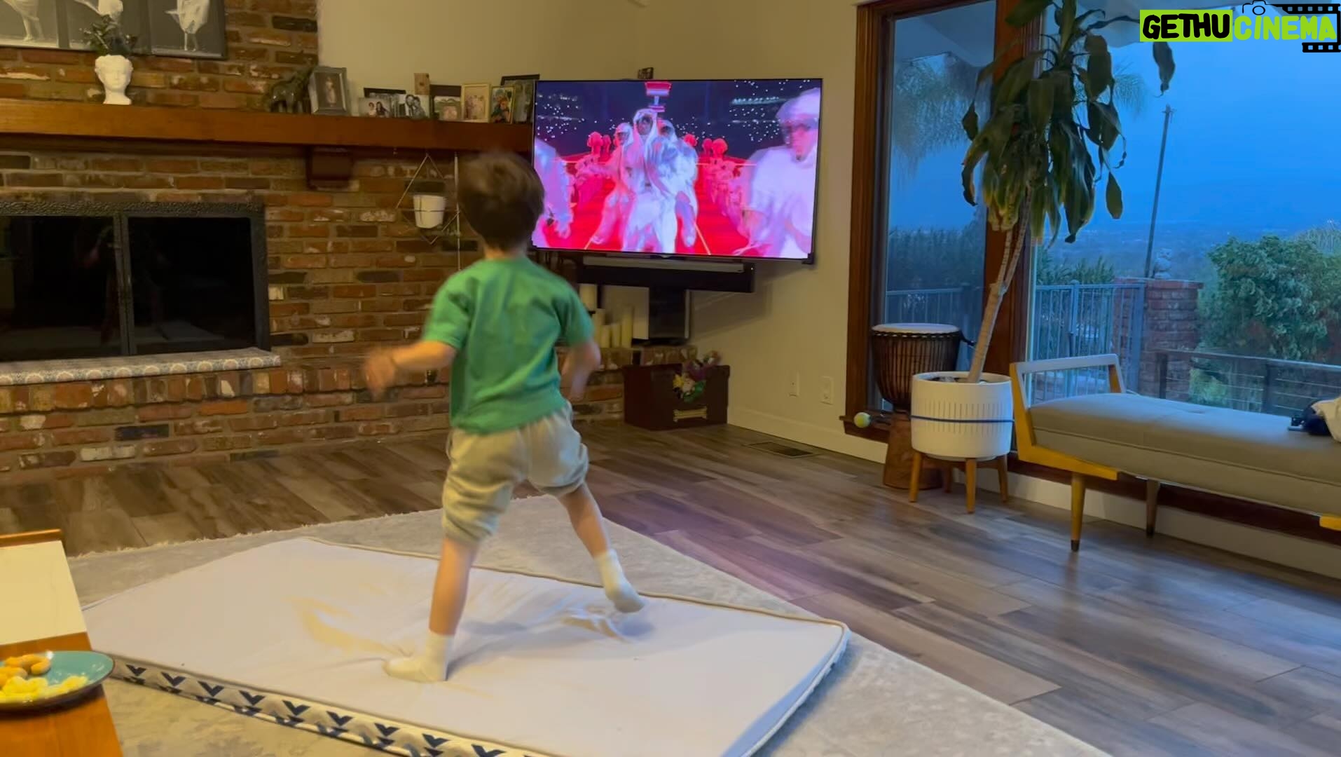Mercedes Mason - 2.6K Likes - I’m proud to announce that both my boys are official fans of @badgalriri (the ONLY reason I watched #superbowl2023)
She’s a boss b*tch and I love her so hard! The end.