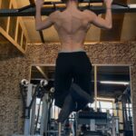 Mercedes Valentine Instagram – Should women be allowed to be topIess in gyms? 🤔