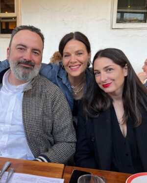 Meredith Salenger Instagram - I have the most loving and supportive friends. I’m so grateful for each and everyone of them. I am a lucky girl because I feel like all my birthday wishes have come true.