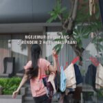 Meriam Bellina Instagram - POV kamu yang pura-pura dewasa depan mamah padahal masih berantakan kaya anak SD. 🥹 Mau liat kericuhan dirumah Aa Utan? Hayuk nonton Film Gampang Cuan di Bioskop! #GampangCuanFilm