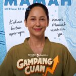 Meriam Bellina Instagram - 16 November nanti lihat sedihnya Meriam Bellina sebagai Mama Diah, si Mamah Karunyaan! 🥰 #GampangCuanFilm