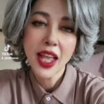Meriam Bellina Instagram – Happy Hari Minggu gaaaaez..😜🙏🤗
#ketawaaja #love