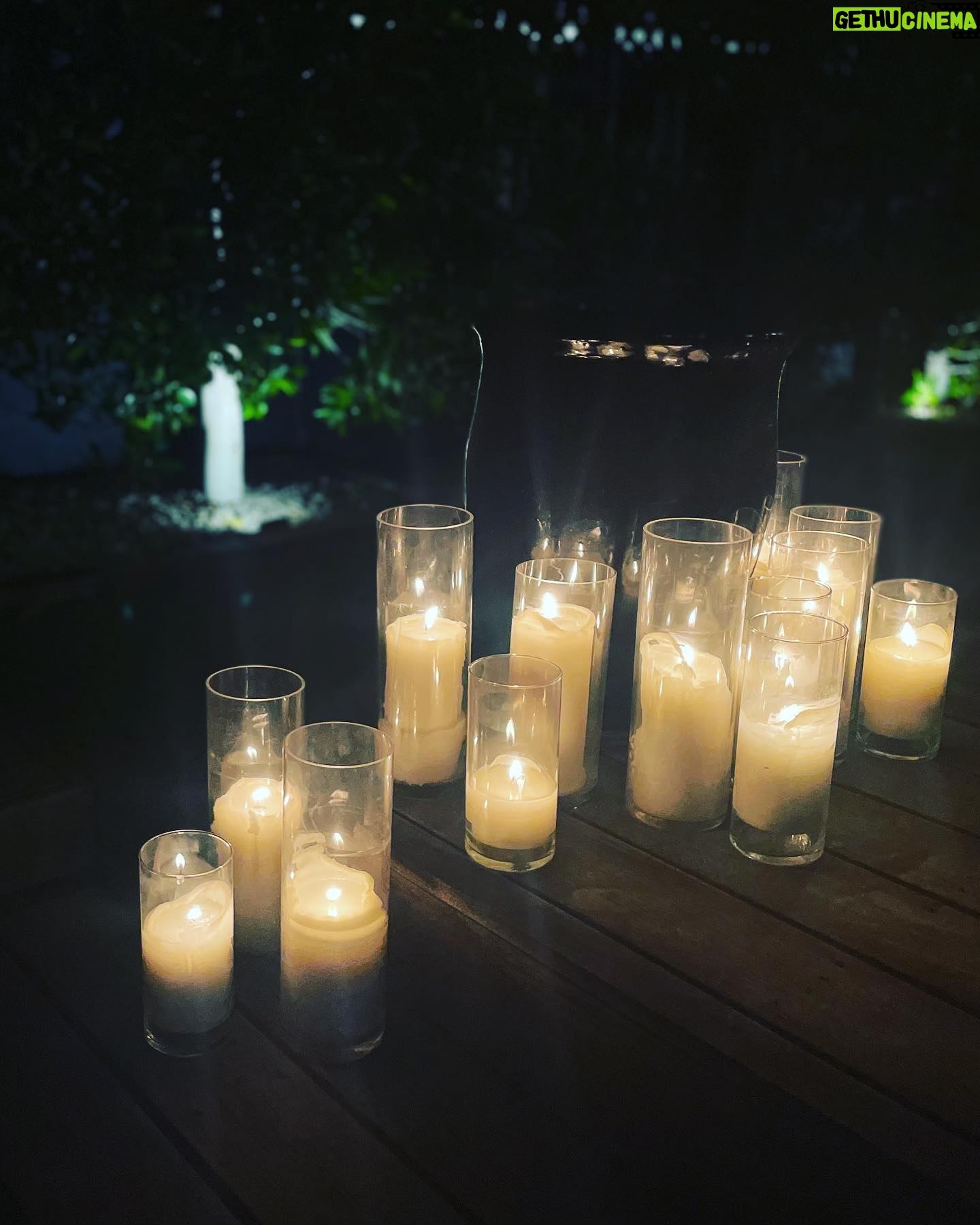 Merritt Patterson Instagram - A hot summer night with friends, laughter, games, candles, balloons and cake. Perfection 🤍 - - - DP @alexandrapark1 🥰