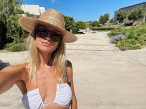 Merritt Patterson Instagram - Milos - the Greek island of private beaches, sail explorations and unobstructed views! @whitecoastmilos was the perfect private hideaway with fantastic food and the most incredible customer service. I dream about the hotel’s signature fragrance💭🤍🌊 Heaven. Make sure you dedicate one night to Medusa restaurant. Incredible authentic fresh Greek cuisine - get there early no reservations. #whitecoastmilos #Milos #travel #luxuryhotels