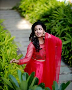 Actress Mersheena Neenu HD Instagram Photos and Wallpapers May 2024