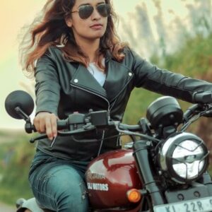 Mersheena Neenu Instagram - Resharing my fav shoot 🤍

Vc:@abi_fine_shooters
