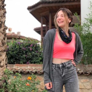 Merve Altınkaya Instagram - sevgi neydi?🙃