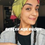 Merve Polat Instagram - GERÇEK AŞK BUDUR 😂 Sevdiğine yolla ✈️ @duygudilekofficial #love #aşk #ilişkiler #kadınerkekilişkileri #sevda #gerçekaşk #truelove #trending #comedy