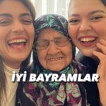 Merve Polat Instagram - Bayramda kimin evi böyle😂Aynı biz dediğine yolla👈🏽 Babanneme yoruma 🧿🧿🧿 #iyibayramlar #ramazanbayramı #bayramdanbizimev