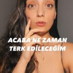 Merve Polat Instagram - TRAVMALILAR YORUMA 😂 Ağlanacak halimize gülüyoruz🙈Sen videoyu kime yollayacağını bilirsin✈️✈️ @iremderici @berfuyenenler #iremderici #berfuyenenler #kadın #travma #terk #ayrılık