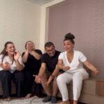 Merve Polat Instagram – BAKALIM YEĞENİM KİMİ SEÇECEK? BİZ DE KESİN BUNU YAPMALIYIZ DEDİĞİNE GÖNDER ⚔️ 
Ayrıca Teyzeler yoruma 💔 bana acil sarılın😂 Yeğenime de bi 🧿🧿🧿
#teyze #family #akım #trending #trend