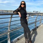 Merve Sevi Instagram – 🌚🌚

📸by: @ozlmsevi