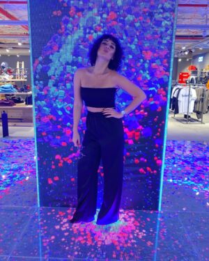 Merve Sevi Instagram - Bu ışıltılı hayatı iyi ki seçmişim 💁🏻‍♀️