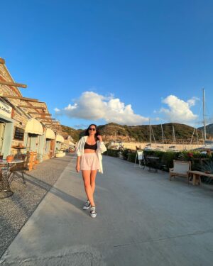 Merve Sevi Instagram - ☀️