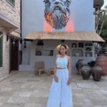 Merve Sevi Instagram – Bozcaadaya doyamadım 🕊️