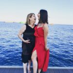 Merve Sevi Instagram – Seninle paylaşmak istediğim daha çok anı var. 🤍 
 Anneler gününüz ballı olsun🌸