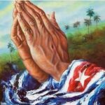 Mey Santamaría Instagram - La política sin DIOS es muy peligrosa. Por favor, oremos con fuerza por la misericordia de DIOS hacia todos los cubanos. Son días extremadamente dolorosos y de angustia para mi, mi familia, mis amigos y todos los que están sufriendo fuera y dentro de la isla. Esto no se trata de mí, ni de mis errores, ni de mis promesas incomprendidas, ni del resentimiento, ni de mi historia, ni de las ganas que tengan muchos de enrostrarme lo que tengan en su corazón. Se trata de un pueblo que desesperado y pese a la amenaza de un virus mortal, sale a la calle por la angustia de estar muriendo de hambre, de una salud indigna, sin poder alzar la voz y ser escuchados. Si alguna vez ofendí algunos de mis compatriotas, amigos o algunos de ustedes con lo que tenía que decir en esos momentos, humildemente les pido perdón. Todos podemos sacar enseñanzas de este momento, para no cometer los mismo errores. CUIDEMOS LA DEMOCRACIA los que aún la tenemos. Cuidemos la libertad de expresarnos, de elegir y de amar! Mi sentir es de impotencia, decepción, arrepentimiento y mucho dolor. Es INACEPTABLE Y REPROCHO con todo mi ser, la violencia e injusticias frente a un pueblo desarmado y a rostro descubierto, que sale a exigir sus derechos con el coraje y la valentía que por generaciones no tuvimos. Siento que NO es odio lo que necesitamos recibir ahora los cubanos, (NI LOS CHILENOS) lo que necesitamos es AMOR , UNIÓN, ORACIONES E INTERVENCIÓN DIVINA Y HUMANITARIA dejando el ego y la soberbia, para apoyar aquellos que pueden cambiar la historia. Que DIOS los proteja y los bendiga #cubanos #soscuba #nomasviolencia #nomasmuertos #nomasrepresion #libertad #amordelbueno #bendiciones #ayudahumanitaria