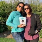 Mey Santamaría Instagram - Agenda personalizada de @oikoschile.ong ✨Este sin duda debe ser de los regalos con más sentido que me han dado en la vida! 😍 Gracias @alvarezrdaniela 🥰 por ser una amiga incondicional 👩‍❤️‍👩 y tan detallista!!! Amo y adoro los detalles💞feliz si me cuentan de los suyos. 😜#detalles #yosoyoikoschile #regaloperfecto #amigaincondicional #regalodecumpleaños