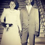 Mey Santamaría Instagram - Hoy quiero honrar a mis padres! Porque los cumpleaños desde que soy madre, entendí que también son muy importantes para ellos👨‍👨‍👧. Quiero agradecer a mi viejo donde quiera que esté 🙏🙌🏽 💓y a mi hermosa madre 🤱🏻@sobeidagongora 🥰😍 por traerme desde su amor a esta vida, por los valores enseñados, por los errores cometidos, por sus caminos andados, sus grandes enseñanzas y su ejemplo! Porque hoy soy quien soy, gracias a la suma de todo su amor! GRACIAS 💞 Feliz cumpleaños para ustedes también @tutiiescudero y #Ambaramada y a todos los que cumplen años hoy!!!🙏🙌🏽💞🎂 #cumpleaños #padres #gracias #amigos