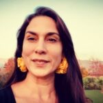 Mey Santamaría Instagram – ¡SÚMATE A FAMILIAS ENTRELAZADAS!
Para que junt@s ayudemos a familias que a raíz de esta pandemia, están en una situación muy complicada. ¿Cómo funciona?
En Familias Entrelazadas, podrás donar a familias de nuestra Ronda de la Región Metropolitana y de Valparaíso, cajas de alimentos mensual por un plazo de 3 meses. ¿A qué familias puedes apoyar?
Puedes elegir entre familias socioeconómicamente vulnerables:
1.- Con Personas con Discapacidad.
2.- Con Personas Mayores.
3.- En Situación de Migración.
4.- Con Niñ@s en Riesgo Social.
Grupos a los cuales llegaremos no solo con alimentos, sino también con un espacio de contención y apoyo para estos meses de mayor crisis y necesidad, y tu también podrías ser parte ¡Tu eliges!
Si quieres entrelazarte con familias de hasta cuatro integrantes, con una donación de $120.000 mensual por tres meses, puedes hacerlo en este link;
http://familiasentrelazadas.cl/index.php/vinculacion-ronda-f4
Si quieres entrelazarte con familias de 5 o más integrantes, con una donación de $150.000 mensual por tres meses, puedes hacerlo en este link:
http://familiasentrelazadas.cl/index.php/vinculacion-ronda-f7
Para otros montos de aportes o más información, escríbenos a hola@rondachile.cl o llama al 56 9 3261 7984, donde podrás elegir la causa a la que quieres apoyar, informarte sobre beneficios económicos asociados a estas donaciones en el marco de la crisis sanitaria, como también por si conoces a alguien o te quieres sumar como posible familia a beneficiar.
¡Te necesitamos! ¡Ayúdanos a difundir! @rondachile @joescudero86 #amordelbueno #familiasentrelazadas #elamoresabundancia #ayudemonosentretodos