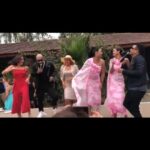 Mey Santamaría Instagram - Sorpresa!!!!! 💞 #gentedezona !!! Y todas nos pusimos tímidas!!!🤣😂🤣 Gran matrimonio el de @damileyva @centroeventosdamaris Un recuerdo para toda la vida!