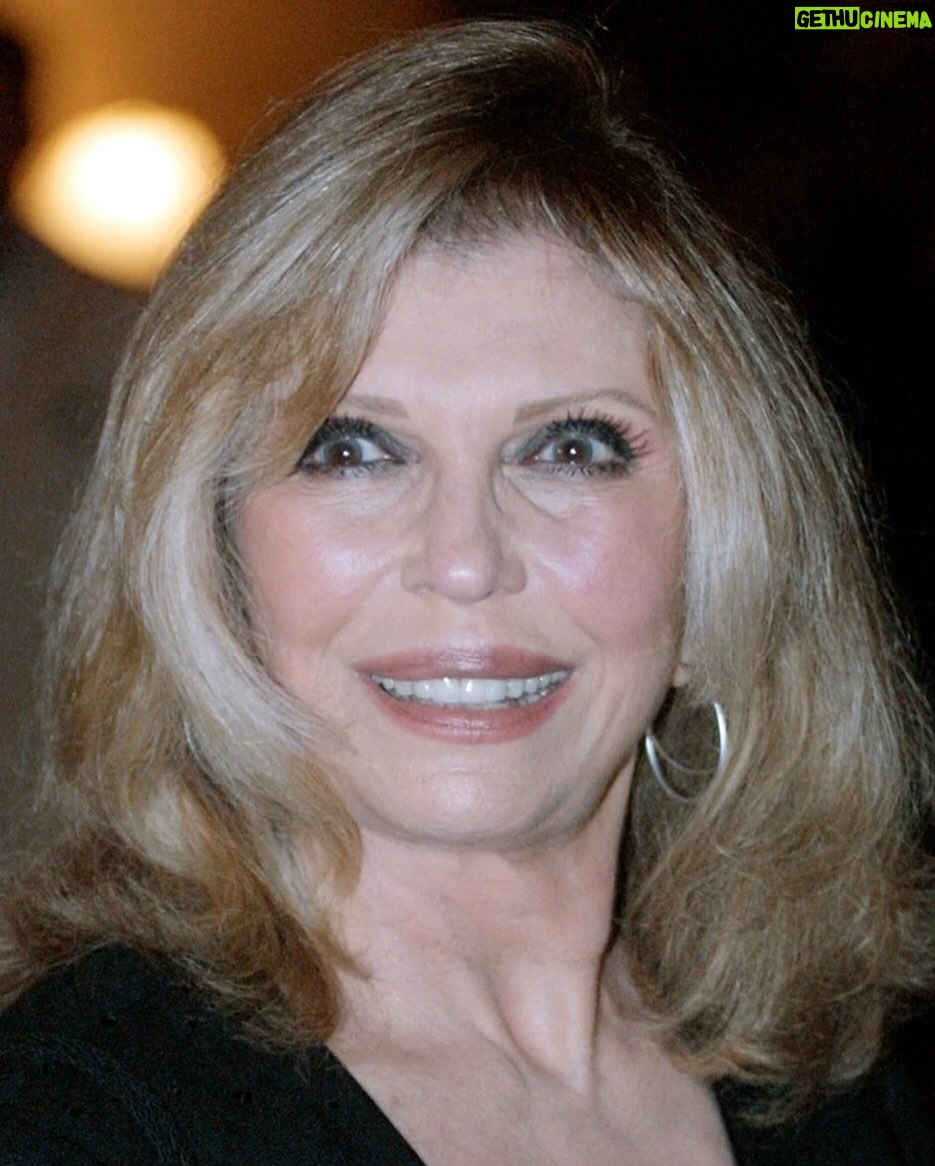 Mia Farrow - 2K Likes - Happy Birthday to this wonderful lady. ♥️i love you Nancy♥️