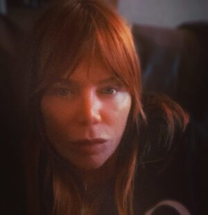 Mia Michaels Instagram - Today As I journaled and  wrote...the words that became clear on the pages were all the lessons and blessings that have been revealed during these last 10 months. As the simpler and stripped  version of me keeps emerging and floating to the surface,the more I meet my truest self and  continue to learn what a true gift this time has been.  #me #grateful