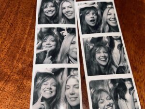 Mia Serafino Instagram - Only people in the world who can get me to teeth smile this much ❤️❤️❤️ (p.s. turns out you can’t fit 4 people in a photo booth)
