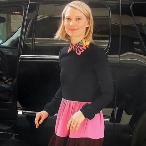 Mia Wasikowska Instagram - Mia stopped by Huffington Post Live to talk about Tracks #miawasikowska #tracks #huffingtonpost #huffingtonpostlive