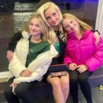 Mia Allan Instagram – Reunited 🥰 @doradolphinofficial @ellaallanofficial @miaallanofficial 

#twins #twinsofinstagram #theallantwins #love #beautiful #photooftheday #photography #photo #skincare #skincareroutine #fashion #fashionblogger #fashionstyle #actor #actress #actorslife #actors #ella #mia #ellaallan #miaallan #loudhouseliveactionseries #loudhouse #nickelodeon #paramount #lola #lana #janethevirgin #jane #janethevirginedit