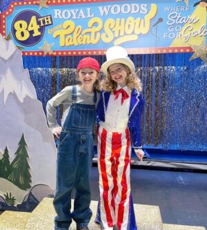 Mia Allan Instagram - It’s the 84th annual Royal Woods Kids have Talent Show 🎉 

More photos to come 😘😘

#twins #twinsofinstagram #theallantwins #love #beautiful #photooftheday #photography #photo #skincare #skincareroutine #fashion #fashionblogger #fashionstyle #actor #actress #actorslife #actors #ella #mia #ellaallan #miaallan #loudhouseliveactionseries #loudhouse #nickelodeon #paramount #lola #lana #janethevirgin #jane #janethevirginedit