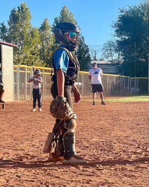 Mia Allan Instagram - Weekends are for baseball ⚾️ @justincarusoallan

#twins #twinsofinstagram #theallantwins #love #beautiful #photooftheday #photography #photo #skincare #skincareroutine #fashion #fashionblogger #fashionstyle #actor #actress #actorslife #actors #ella #mia #ellaallan #miaallan #loudhouseliveactionseries #loudhouse #nickelodeon #paramount #lola #lana #janethevirgin #jane #janethevirginedit