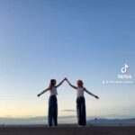 Mia Allan Instagram – Life is Good 🌅 Tag your Best Friend. 💕 @lexi_janicek @noahelkins14 @ellaallanofficial @miaallanofficial @theallantwins
#twins #twinsofinstagram #theallantwins #love #beautiful #photooftheday #photography #photo #skincare #skincareroutine #fashion #fashionblogger #fashionstyle #actor #actress #actorslife #actors #ella #mia #ellaallan #miaallan #loudhouseliveactionseries #loudhouse #nickelodeon #paramount #lola #lana #janethevirgin #jane #janethevirginedit