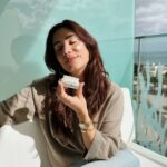 Mia Rose Instagram - No doubt os aliados para hidratação e uma #PeleSemManchas ✨ @bellaaurora_portugal não desilude nuuunca e agora com a chegada do sol é ainda mais importante proteger bem a pele para prevenir manchas e, para quem já as tem como eu, estes produtos atenuam muito as manchas já existentes! Sobretudo o Serum Bio10 Forte, tomem nota ✍️ Love it! [pub]
