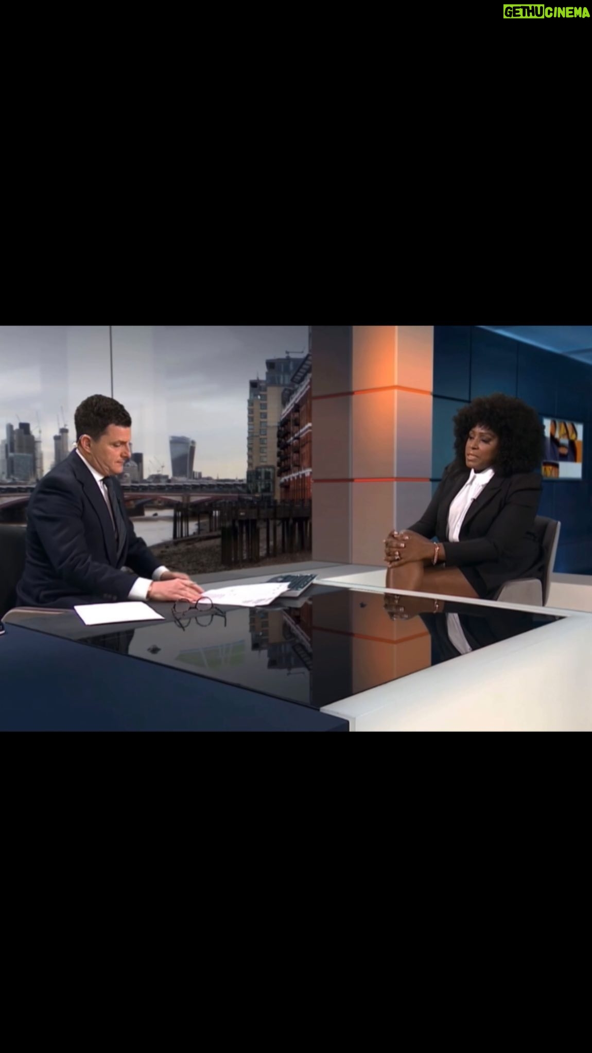 Mica Paris - 1.6K Likes - Thanks for having me ITV news, if you missed the chat make sure you catch up here… 💋
📺 https://www.itv.com/watch/news/catch-up-on-itv-news-london-from-monday-15th-april/cwbr8jf