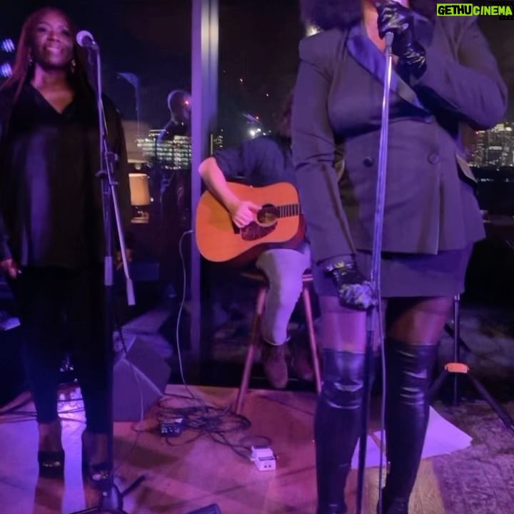 Mica Paris - 2.9K Likes - A massive thank you @unionchapel and @sohohouse! What a week ❤️
Also a big that’s go @sansankinesiology for the vid ➡️❤️