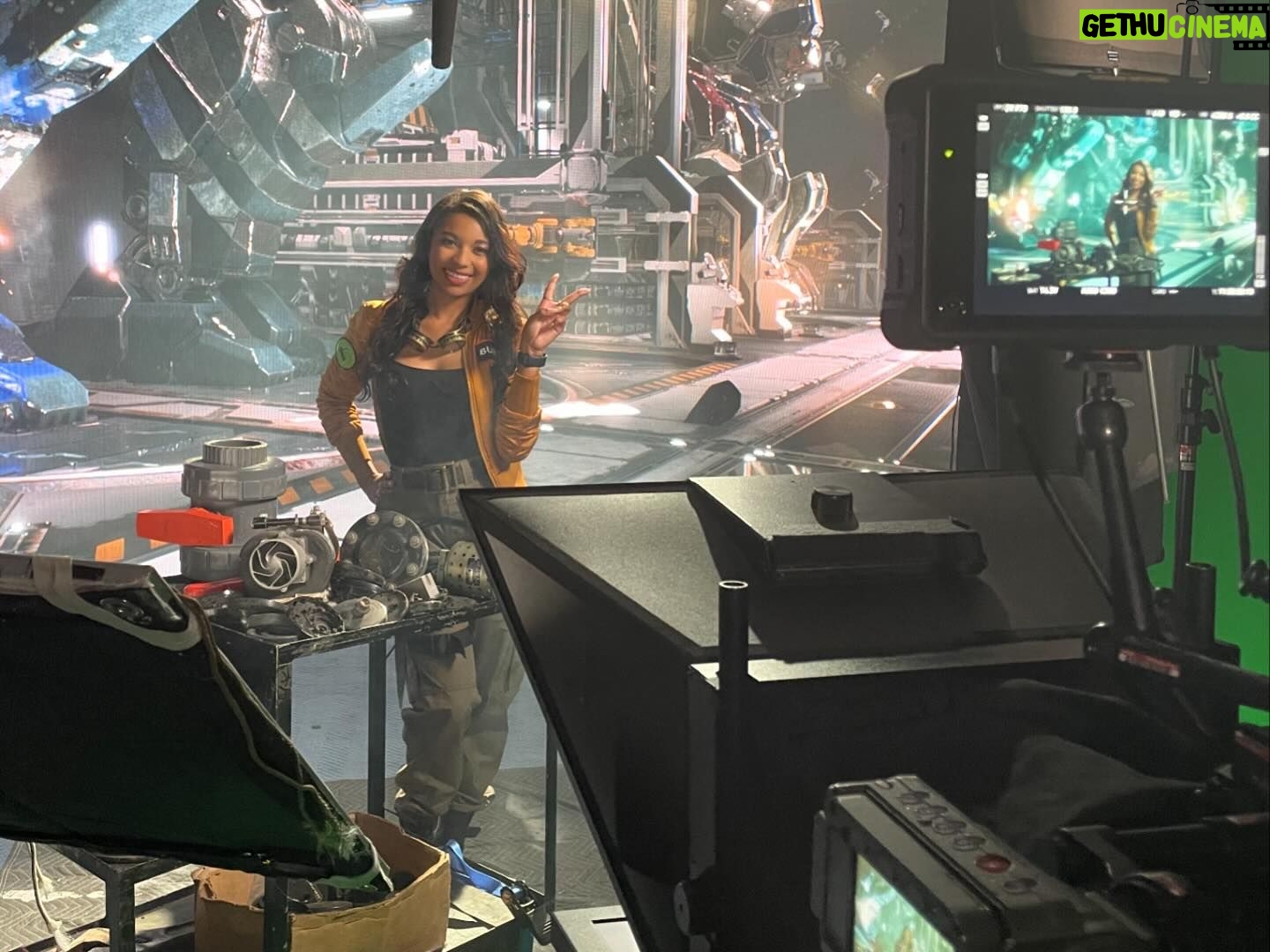 Mica Burton Instagram - absolutely nuts to me that we are already starting to book gigs for summer gaming showcases. wasn’t it just january like yesterday??? well at least that means i’ll have more of these silly bts shots to post soon ✌🏽✨