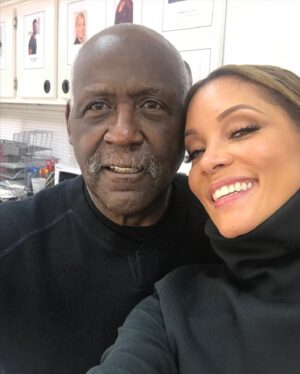 Michael Michele Instagram - RIP Mr Richard Roundtree 💔
So many conversations shared
Lord did he have some stories to tell!
I had questions and he happily answered 🙏🏽🙏🏽
#SHAFT