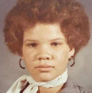 Michaela Angela Davis Instagram - a lil ode to my afro on 
world afro day

my afro is a world
of naps holding tight to
each other 
reaching, rising up & out 
cacophonous curls 
refused to be ruled
linked & loc’d
forming a crown of gold
round my face 
roaring like a mane 
glowing like a halo 
my afro is the satellite 
to the ascended masters
the ancient ones 
the angels
the ancestors 
#WorldAfroDay #passtheCROWN