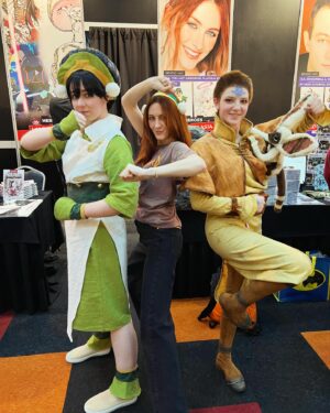 Michaela Jill Murphy Instagram - @heroesmadeinasia….y’all are awesome. The dedication to cosplay this weekend was unparalleled, I know I only caught like a third of you from the meetup but guys you all looked AWESOME. Wooo Netherlands Avatar love!!!
.
If you see yourself in the post, tag yourself below!!! 🫡
.
This is my first international con!!! I am so grateful and honored that the atla love is worldwide; headed to Amsterdam tomorrow to do some more exploring. Thank you thank you, hope to see more of you guys abroad at some point!! 🩵🩵
.
#heroesmadeinasia #netherlands #avatar #convention #toph #beifong #cosplay #guest #funkopops #autographs