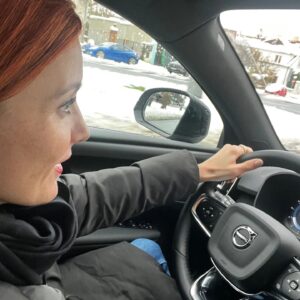 Michaela Maurerová Instagram - 💃💄⚡Testování pětice čistě elektrických auto pro magazín Flotila. ✌️🤩 "I když holka z minulosti, tak se snažím koukat do budoucnosti a tam se vidím v autě, které dobíjím v zásuvce. Díky tomuto projektu jsem se mohla seznámit s pěti zajímavými elektrickými vozy a teď vážně o koupi jednoho z nich uvažuju," říká Míša Maurerová, která postupně vyzkoušela modely od Opelu, BMW, Volva, VW a Renaultu. 😉🔌🔋🚘👍🏻 Zhodnocení z pohledu ženy už brzo na webu www.e-flotila.cz 📋👍⚡
-----------
🇬🇧 Testing five electric cars together for @flotila_magazin . BMW i7, Opel Corsa-e, Renault Megane e-tech, Volkswagen ID.3 and Volvo XC40 Recharge. 💥💪🔌🚀

#testing #electromobility #magazin #flotila #5na5 #BMW #Renault #Volkswagen #VW #Volvo #Opel #woman #girl #view #fleet #mobility #mokka #mokkae #id3 #idfamily #volkswagenid #volkswagenid3 #i7 #BMWi7 #7series #XC40 #recharge #xc40recharge #megane #meganeetech