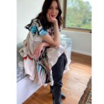 Michaela Conlin Instagram - Dressed up for the first time in a long time to do some press for @badtripthemovie! Here's me and my sleeves trying to look casual. Bad Trip hits @netflixfilm @netflixisajoke March 26 💥💥